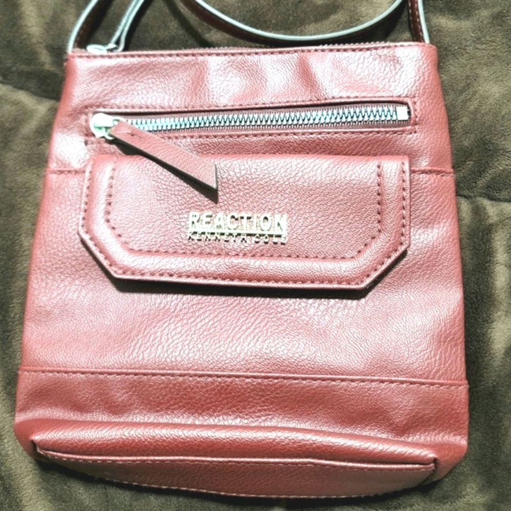 Kenneth Cole Reaction Women's Crossbody Bag Purse